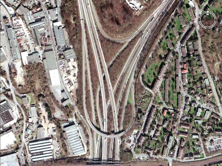 德国-(Nordrhein-Westfalen)-Wuppertal-立交桥3
