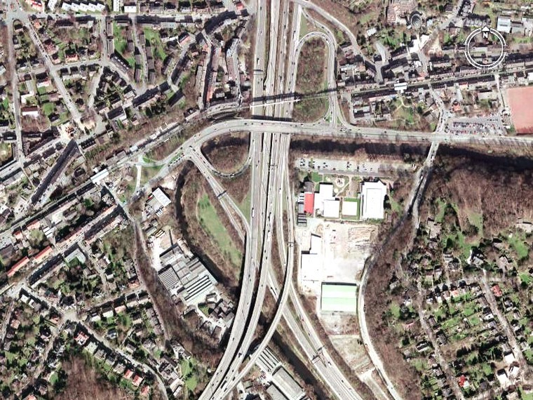 德国-(Nordrhein-Westfalen)-Wuppertal-立交桥4