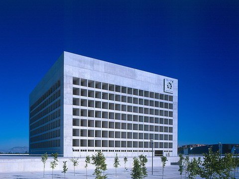 格兰纳达资料下载-格兰纳达银行总部大楼