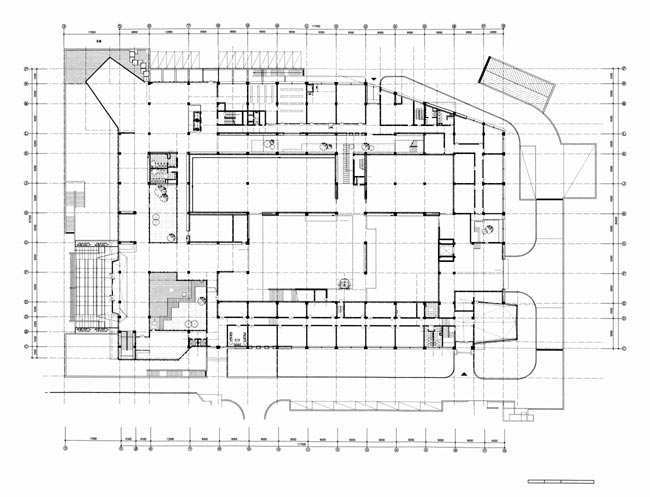 浙江杭州  总建筑面积:31550m2  设计/竣工年:2004年,在建 浙江美术馆