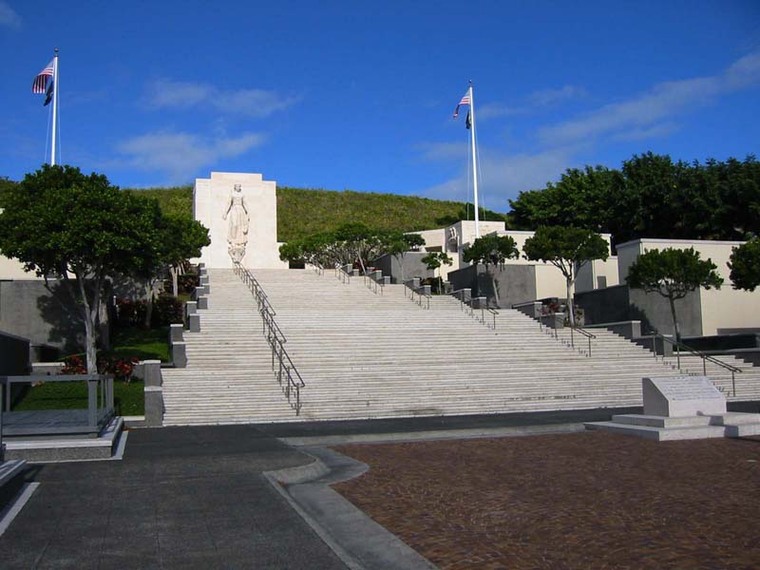 美国奥本山墓园资料下载-Punchbowl墓园（Punchbowl National Cemetery）