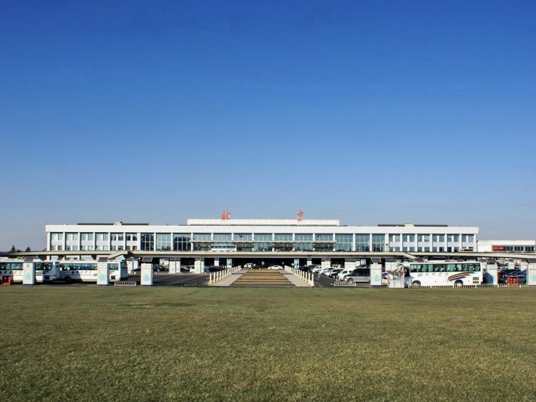 呼和浩特市机场景观资料下载-首都国际机场