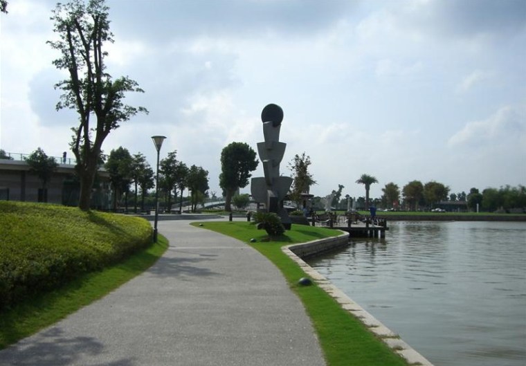 上海佘山月湖雕塑公园第18张图片