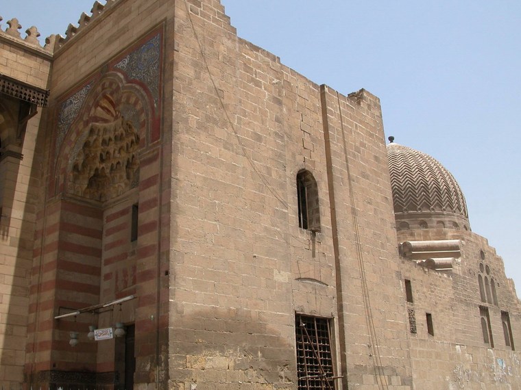 khanqah mausolea