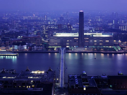 千禧世代小型移动住宅资料下载-伦敦千禧桥