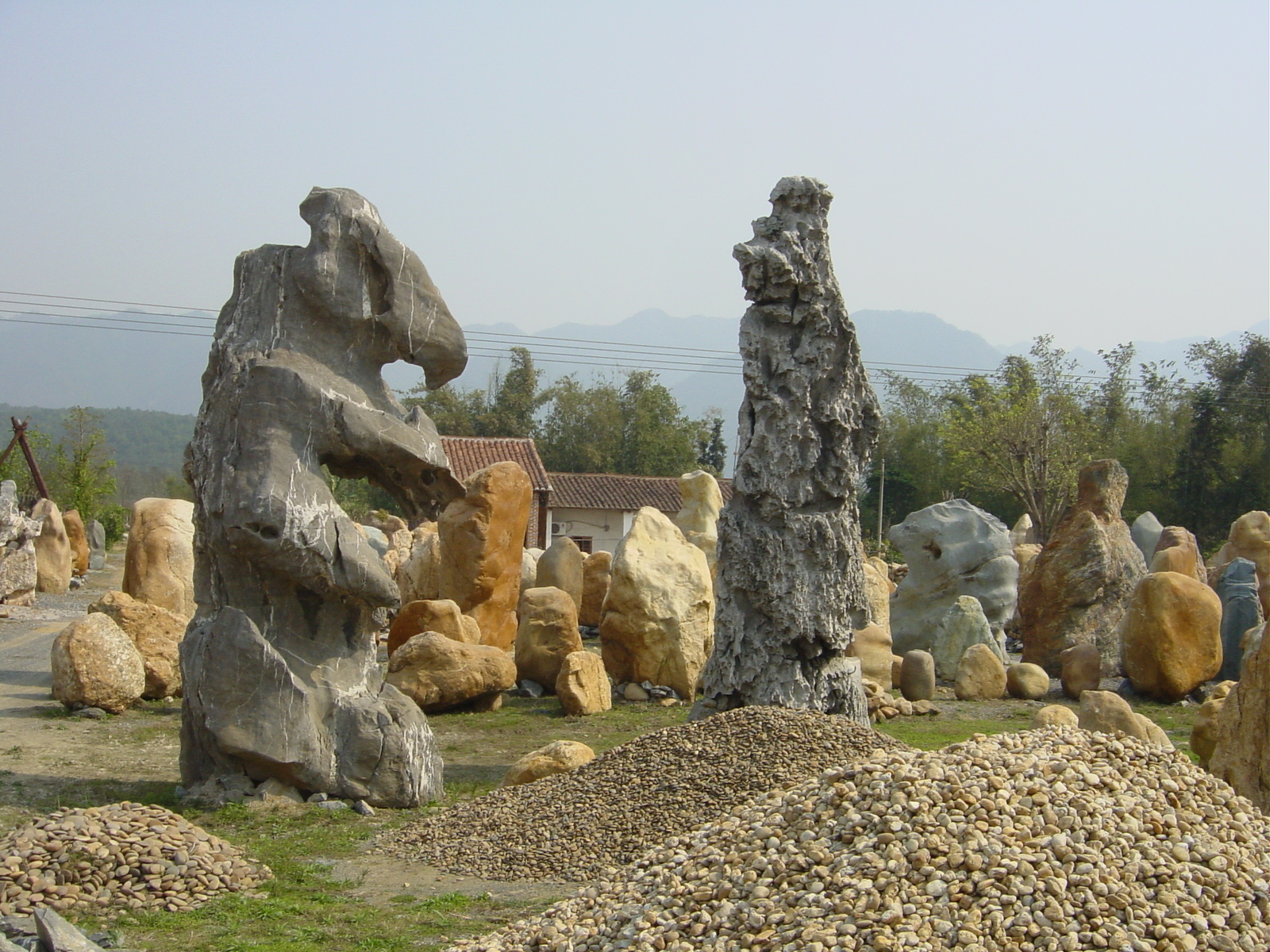 英德奇石-园林小品案例-筑龙园林景观论坛