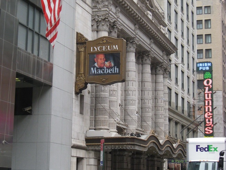中国大戏院方案文本资料下载-兰心大戏院(Lyceum Theater)