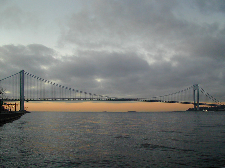 维拉萨诺大桥(verrazano bridge)