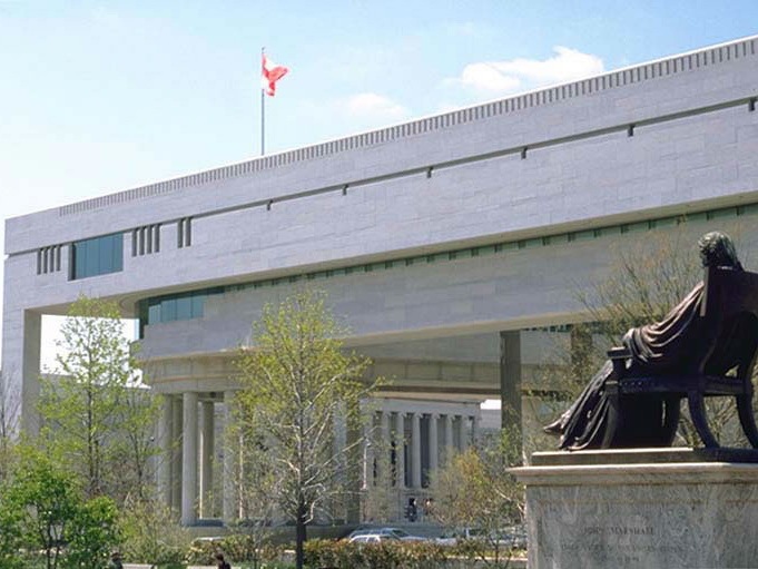 法庭建筑设计资料下载-加拿大大法官法庭