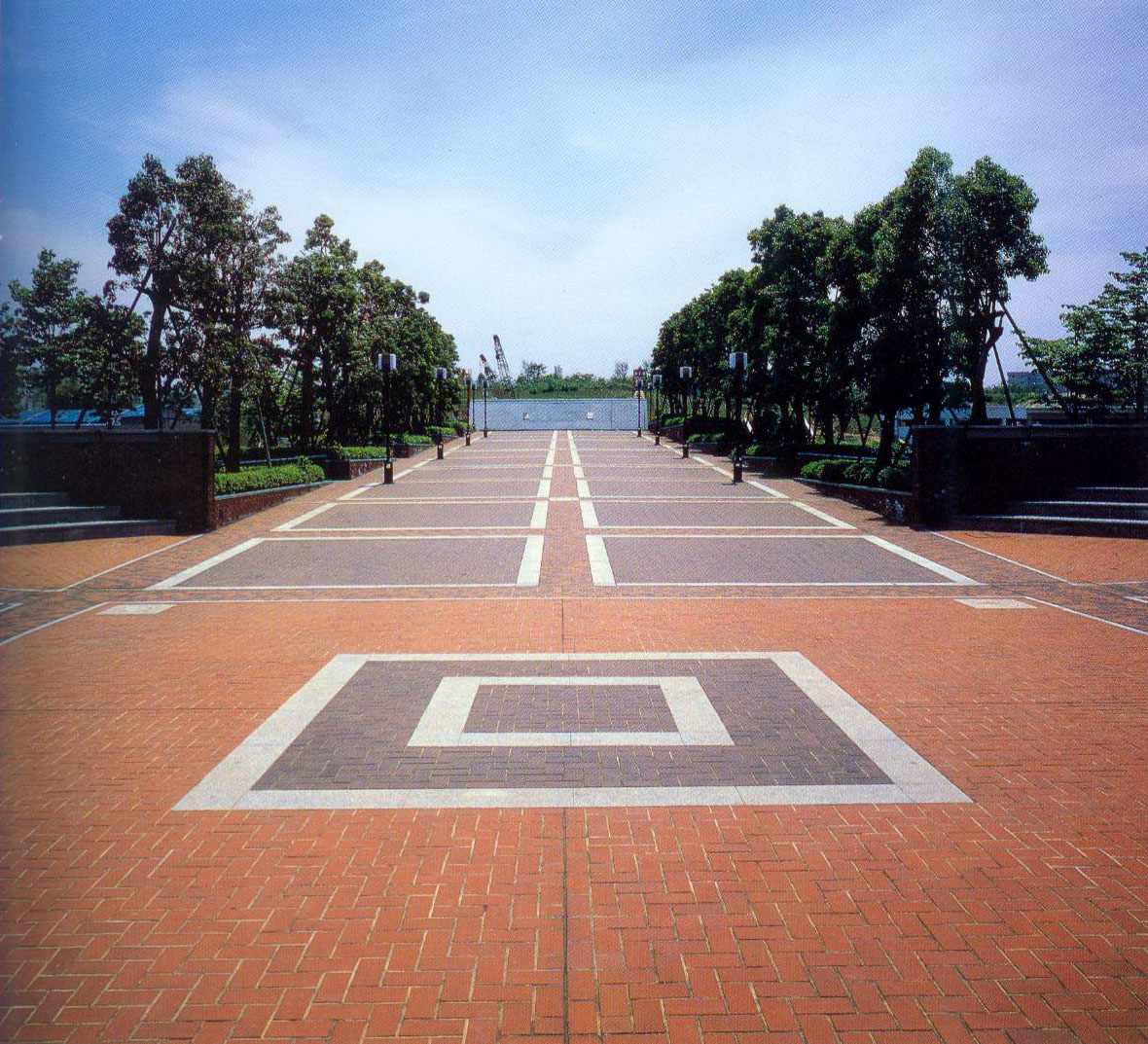 人行道-园林小品案例-筑龙园林景观论坛