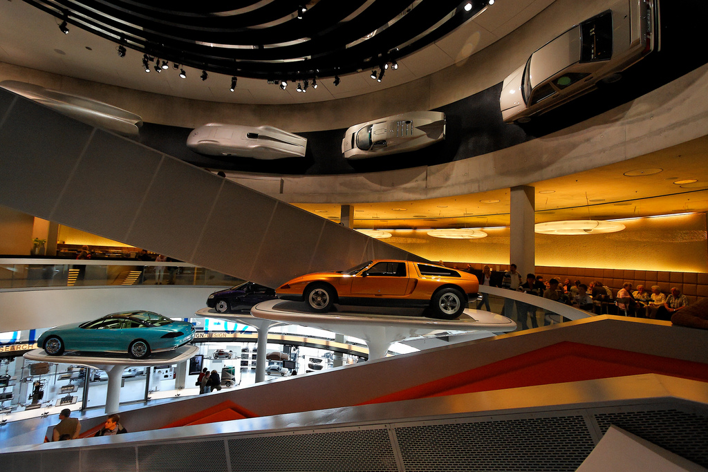 梅赛德斯-奔驰博物馆(mercedes-benz museum)