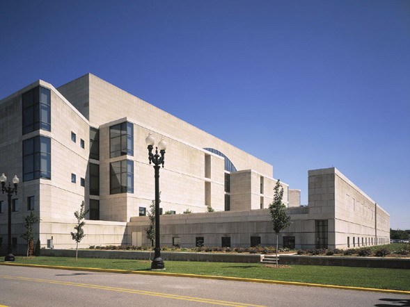 美国法院景观改造设计资料下载-美国法院（United States Courthouse）