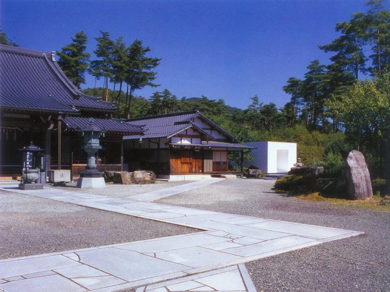 日本京都教堂资料下载-白色教堂(White Temple)