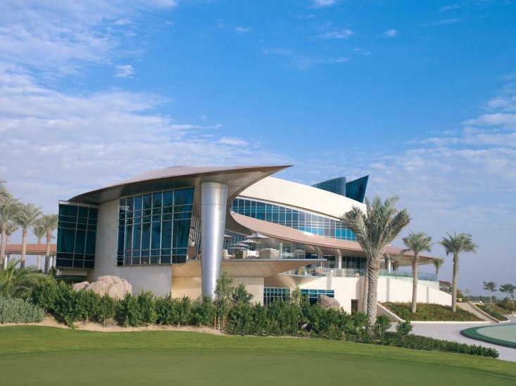 农林及食品科学学院资料下载-迪拜节日之城四季高尔夫俱乐部