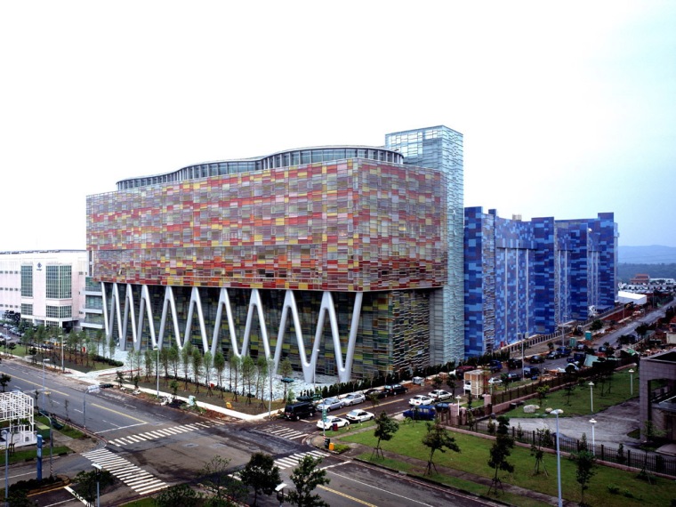 华亚科技总部大楼设计资料下载-华亚科技总部大楼设计