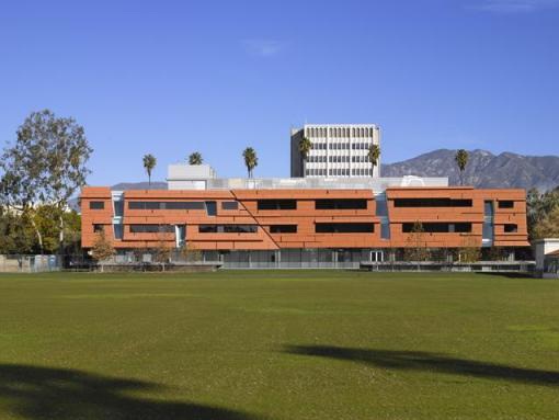 加州理工学院资料下载-加州理工学院天文学和天体物理学卡希尔中心