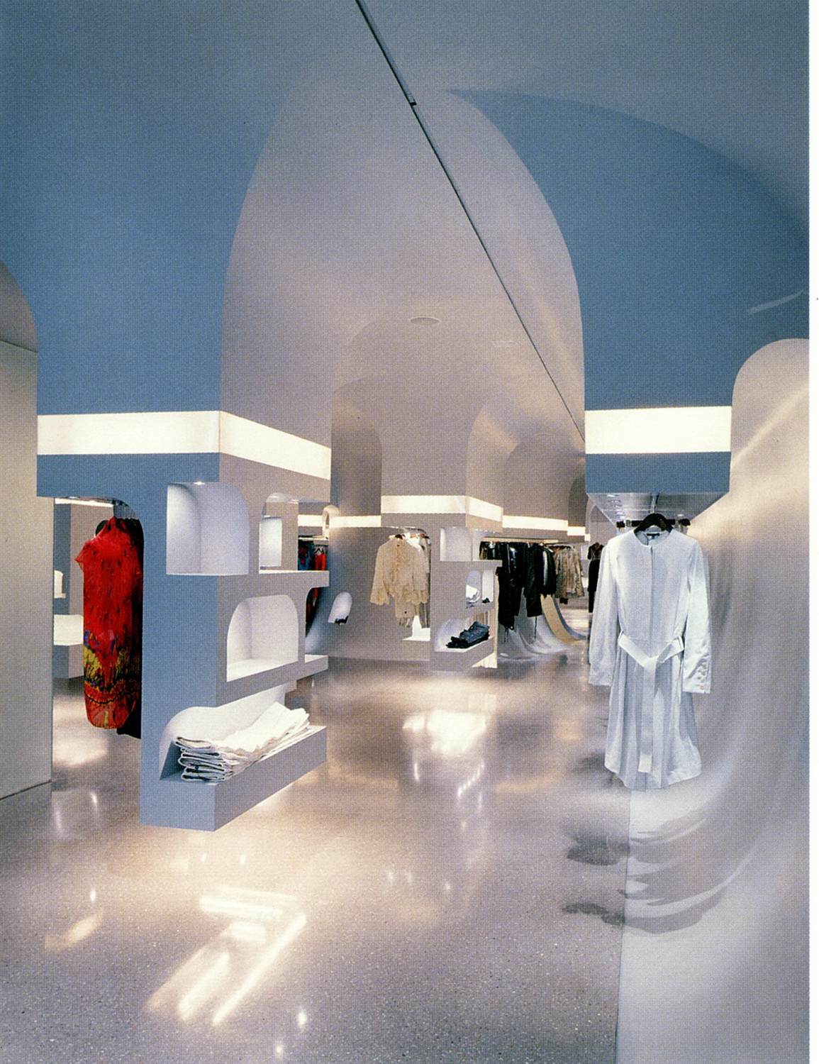 亚历山大·麦昆专卖店