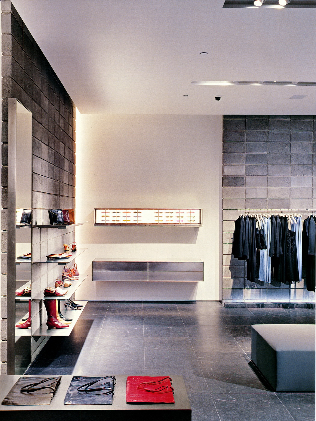 纽约阿玛尼专营店-商业展示类装修案例-筑龙室内设计论坛