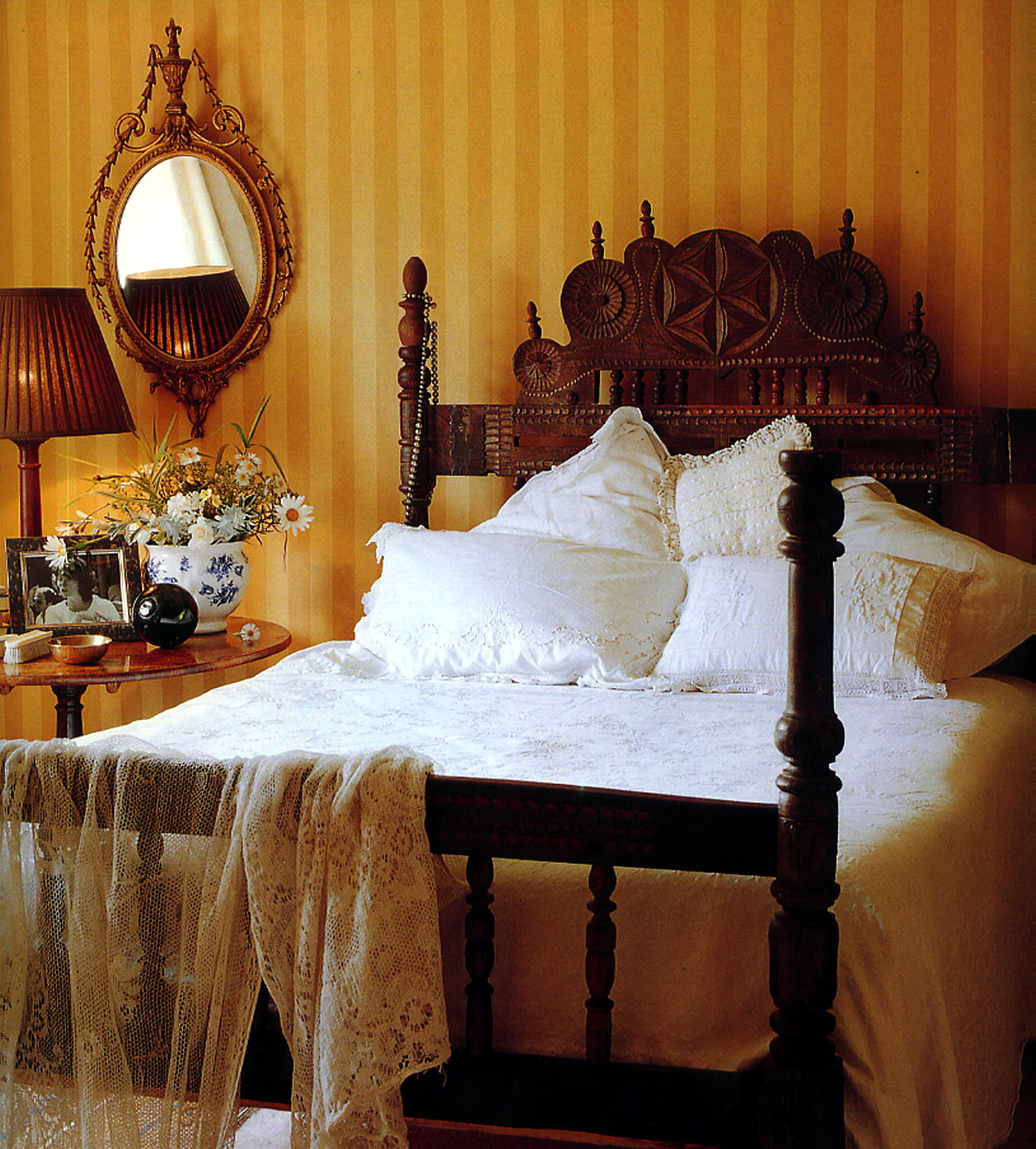 英国乡村住宅卧室婴儿室和浴室