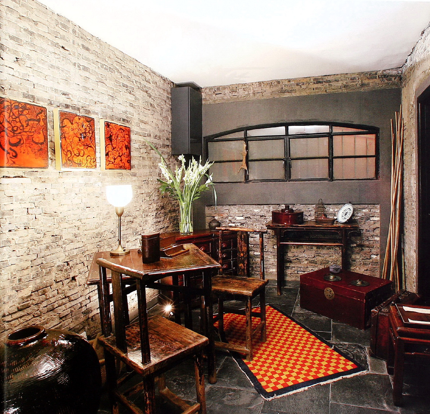 那间保留着青砖墙面的房间已经失-居室装饰--慢船来中国第9张图片