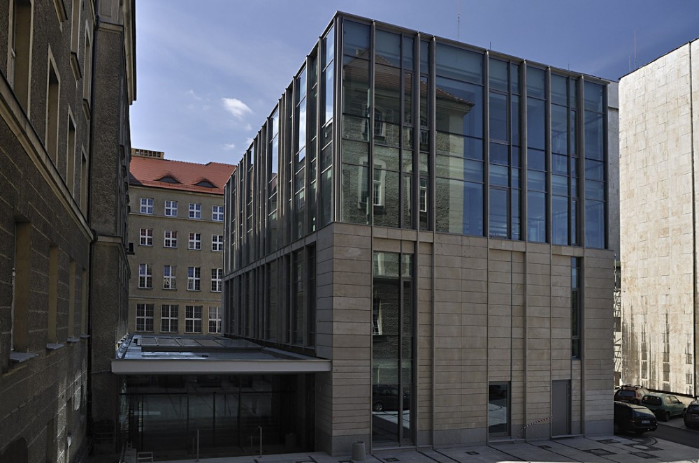 波兹南大学图书馆