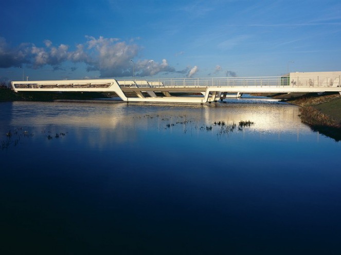 美丽乡村村口公园资料下载-Bruggen de President 乡村商务公园