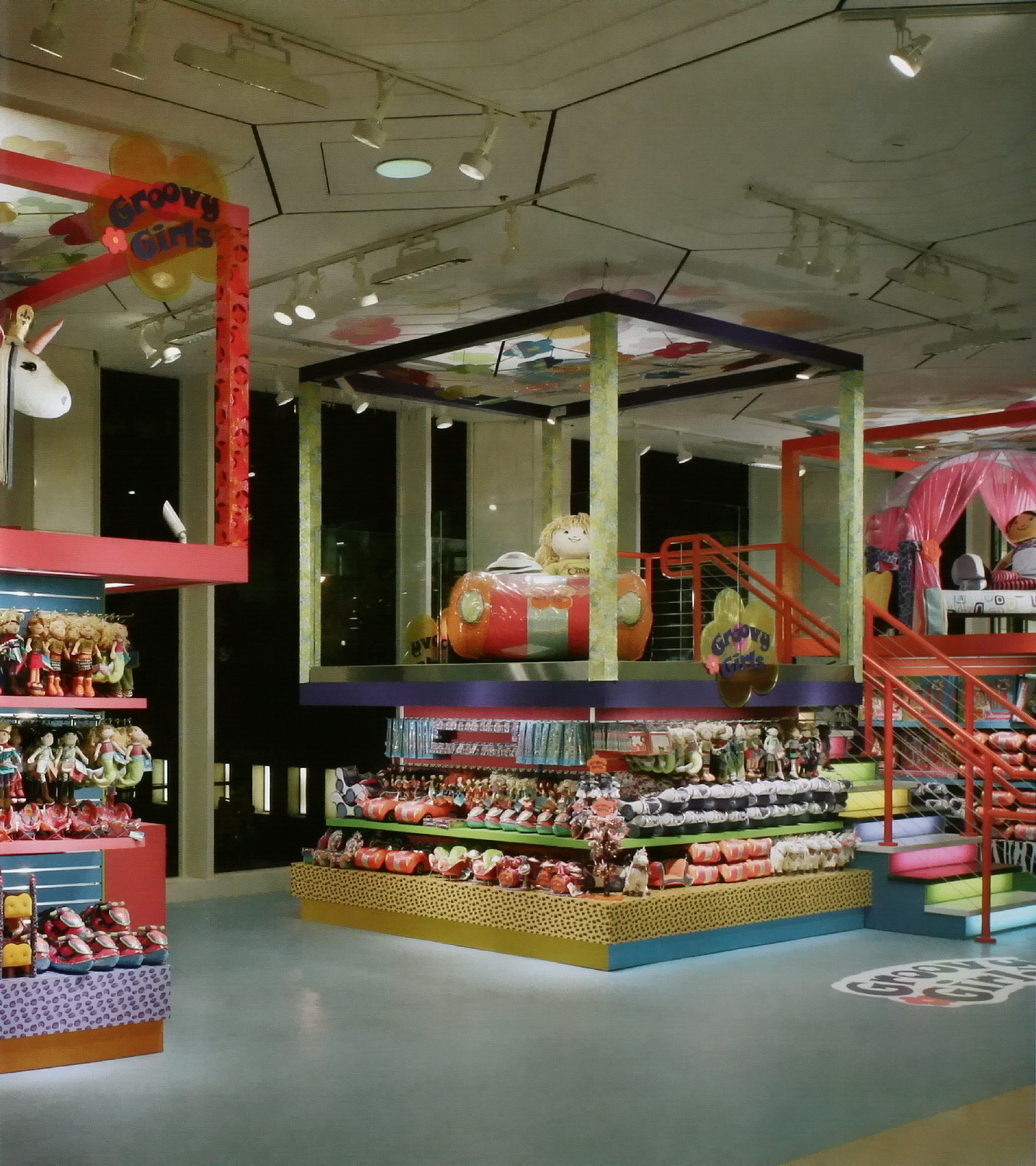 ihave 大人的玩具零售门店|空间|室内设计|花卷科技 - 原创作品 - 站酷 (ZCOOL)