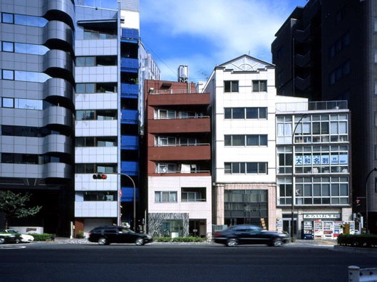 SAKO建筑设计资料下载-东京T型商店