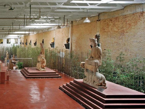 上海当代艺术馆园区资料下载-上海相东佛像艺术馆