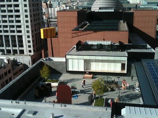 楼顶花园SU模型资料下载-旧金山现代艺术博物馆楼顶花园