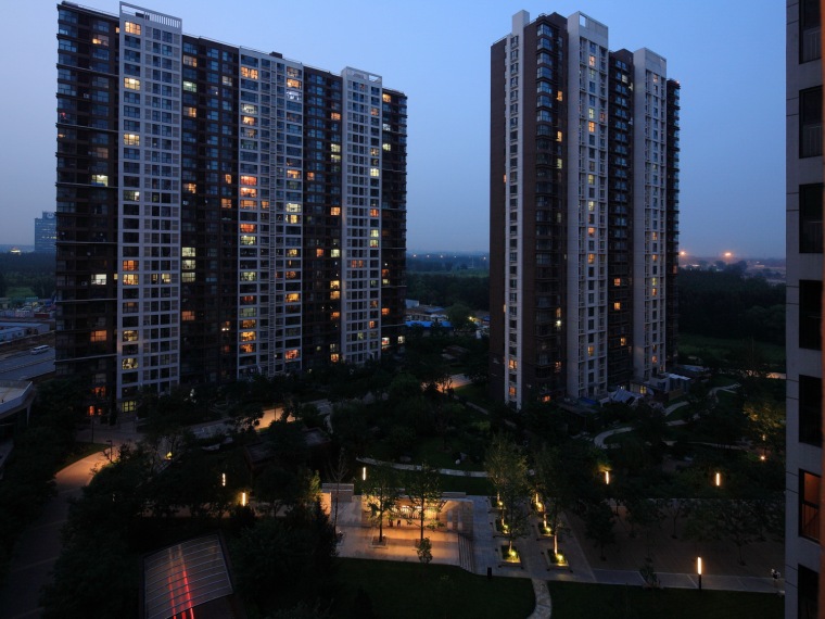 日光灯族资料下载-北窗外的真实风景