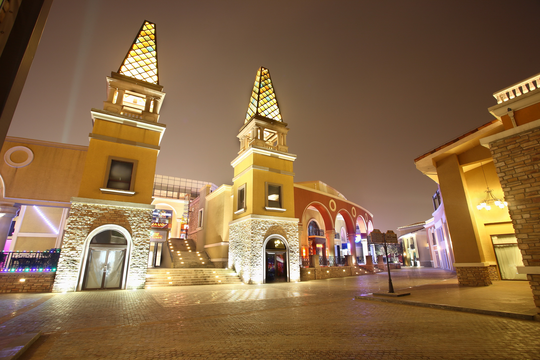 solana蓝色港湾国际商区