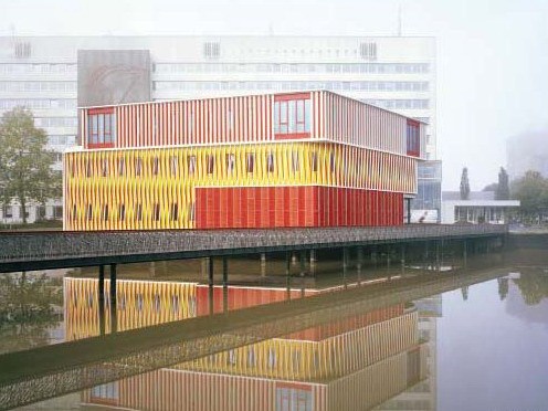荷兰高宁根职工大楼扩资料下载-荷兰高宁根职工大楼扩建
