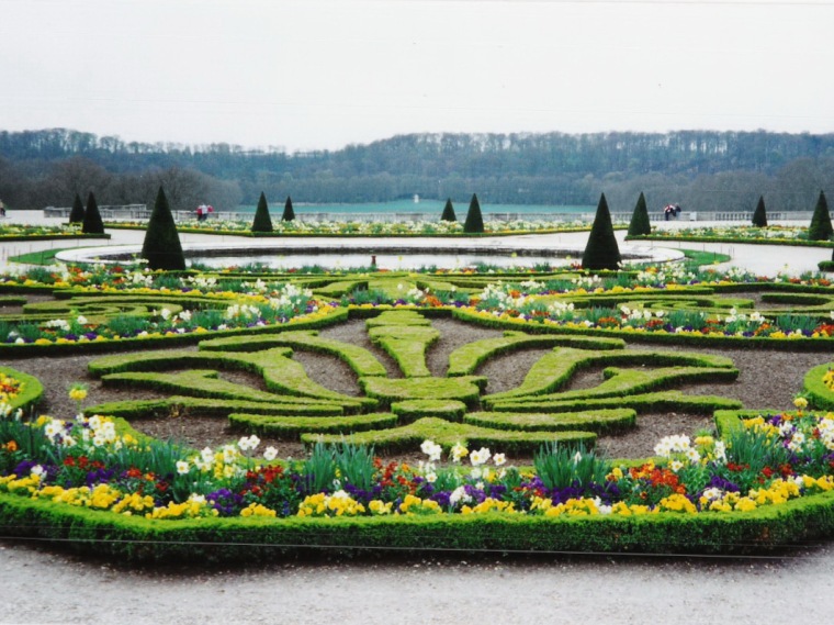 凡尔赛宫花园景观资料下载-法国凡尔赛宫