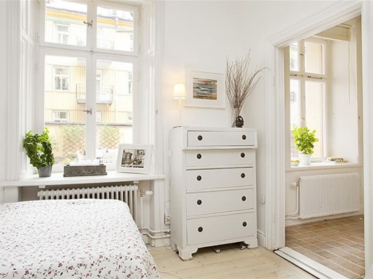 白色瑞典公寓资料下载-瑞典小型公寓