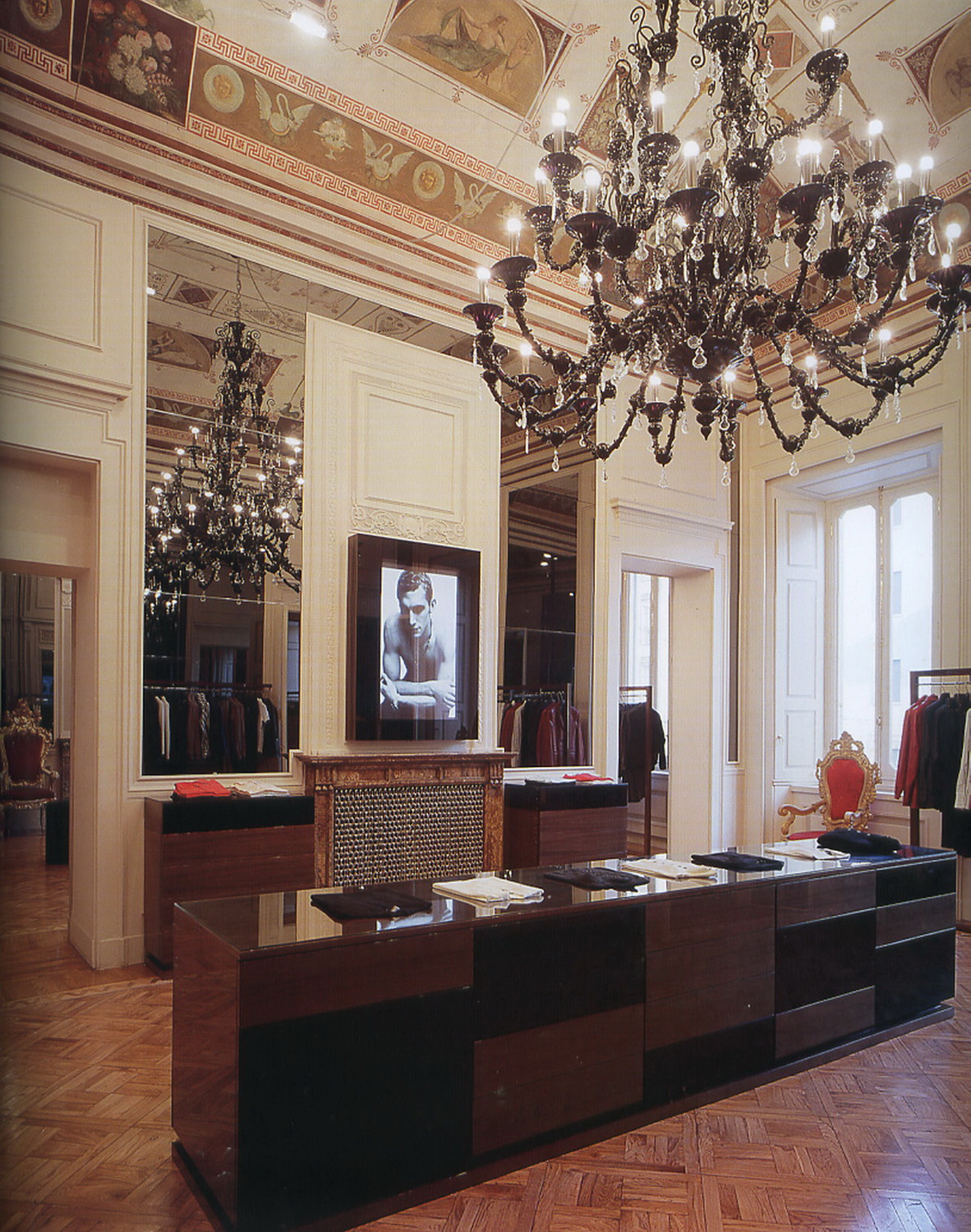 dolce & gabbana精品店