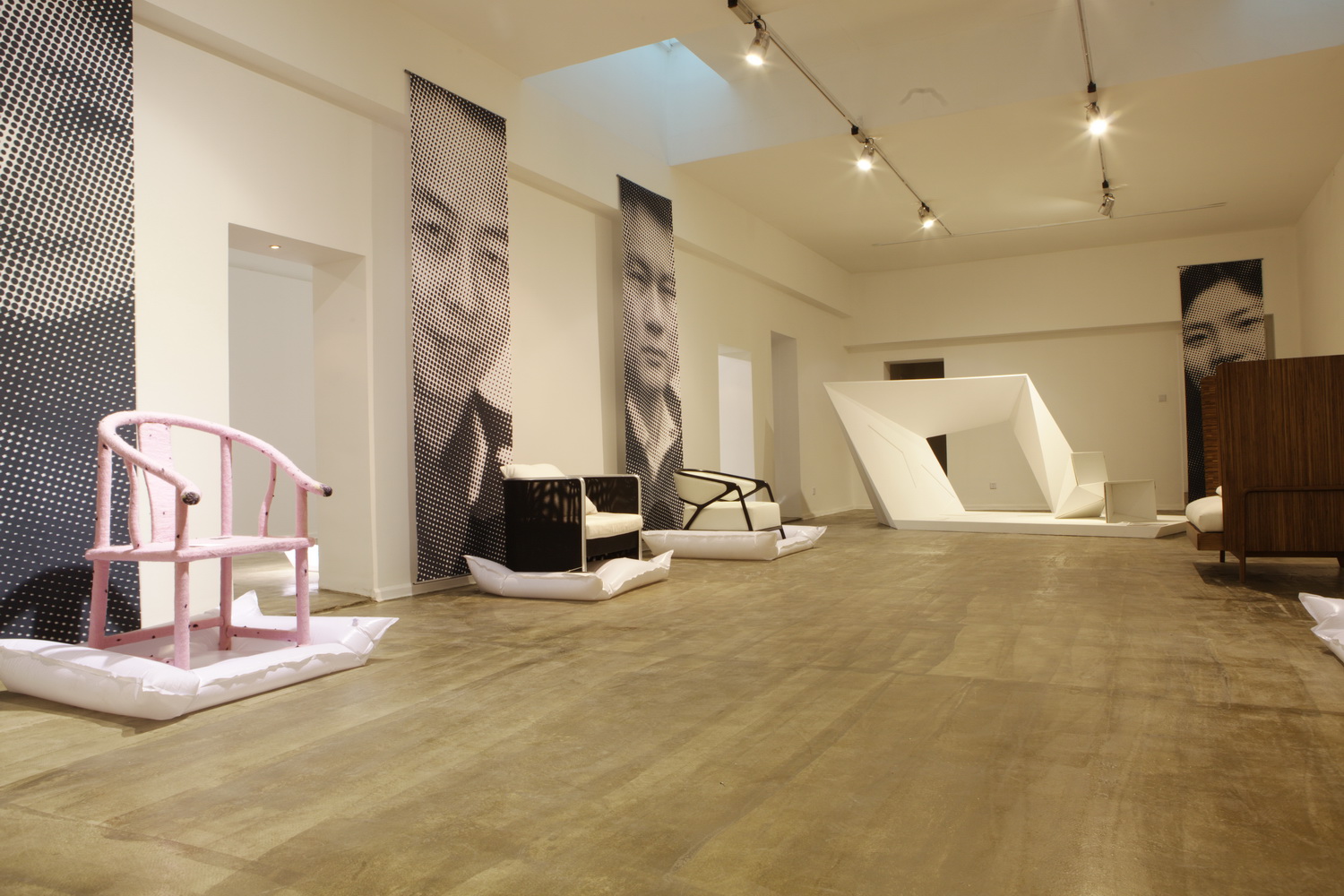 86中国当代设计博物馆第五届"为坐而设计"精品展