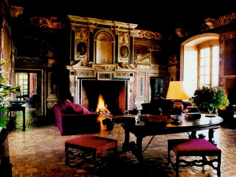 城堡里的艺术中心和酒店资料下载-巴诺勒城堡酒店