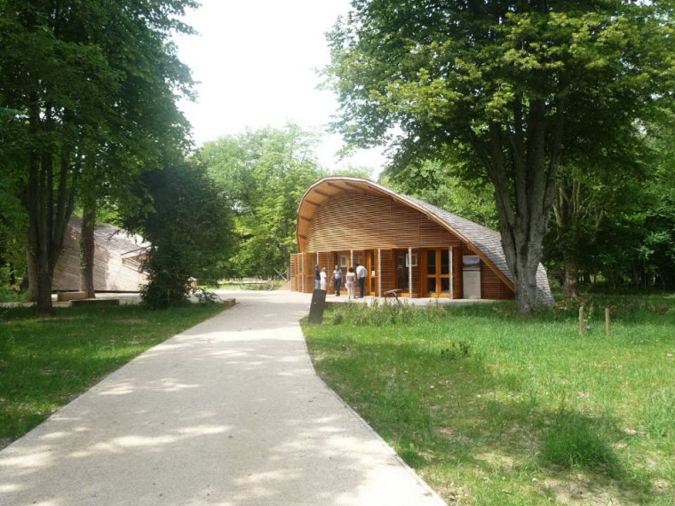 生态旅游游客中心资料下载-法国生态旅游中心
