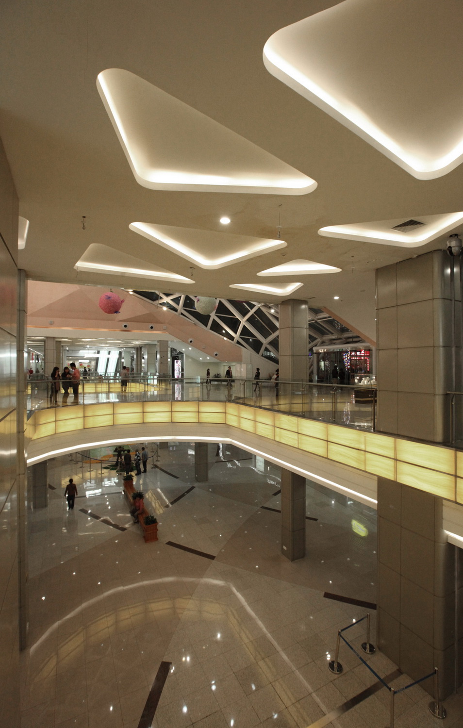 重庆万达商业广场-商业展示类装修案例-筑龙室内设计论坛