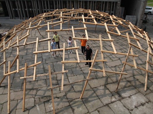 第十二届威尼斯建筑双资料下载-第十二届威尼斯建筑双年展——衰变的穹顶（装置）