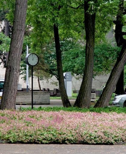 su学校花园景观资料下载-工业学校花园
