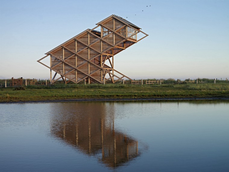 鸟类观赏塔
