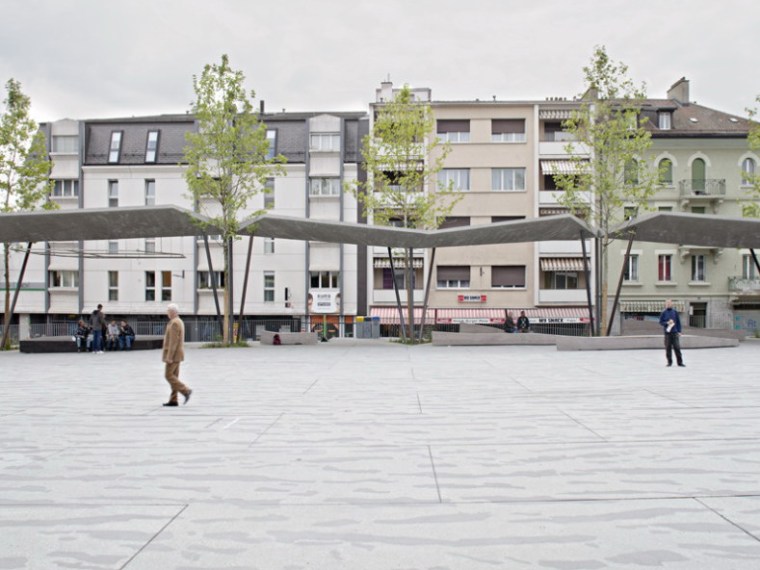瑞士城市集市广场遮阳棚资料下载-城市集市广场遮阳棚