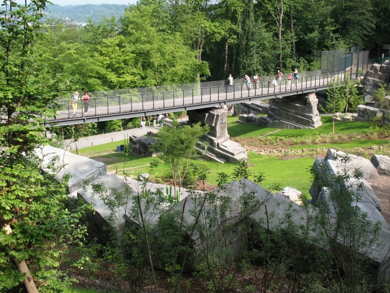 鄂尔多斯动物园媒体中心资料下载-动物园兼花园