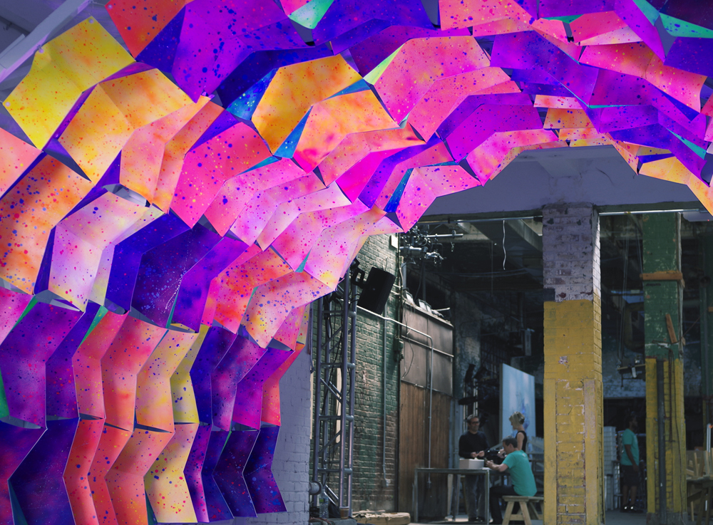 波浪形彩色奇幻装置-艺术设计-筑龙室内设计论坛