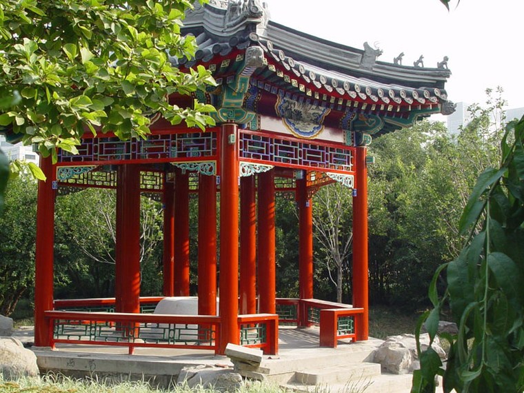 自然山水广场资料下载-月坛公园