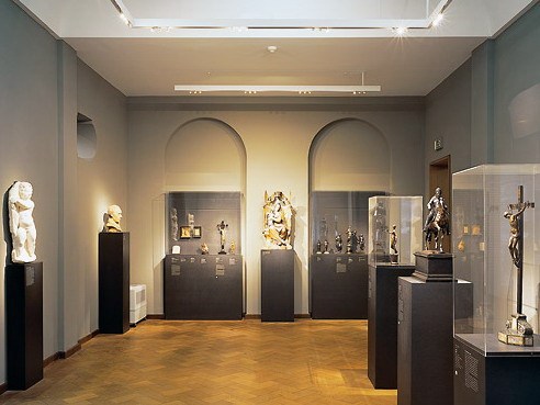 德国法兰克福博物馆资料下载-Liebighaus雕塑博物馆