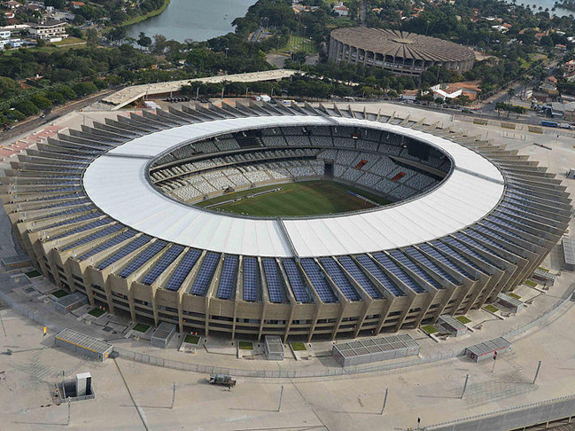奥克兰国际板球场资料下载-巴西世界杯球场太阳能屋顶