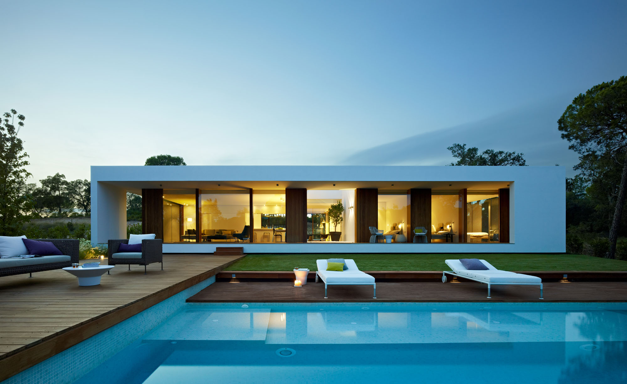 villa indigo by josep camps and olga felip  这家单层现代化别墅